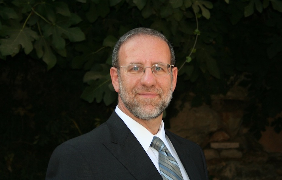 http://www.70for70.com/wp-content/uploads/2015/01/Rabbi-Ari-Kahn.jpg