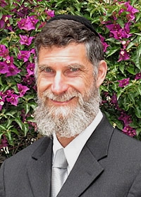 http://www.70for70.com/wp-content/uploads/2015/02/Rabbi-Hanoch-Teller.jpg